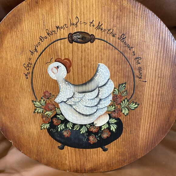 Rare Original Painted Wooden Cutting Board Egg Day Hen Stew Pot Strawberries - Picture 2 of 13